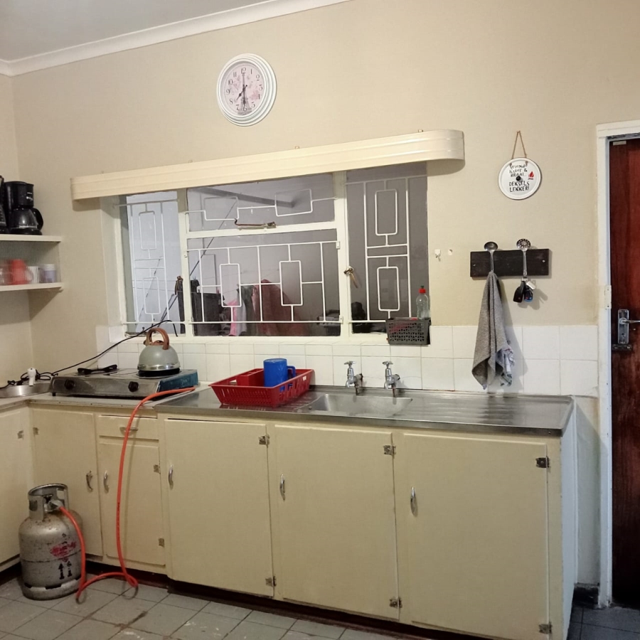 To Let 4 Bedroom Property for Rent in Top Town Eastern Cape